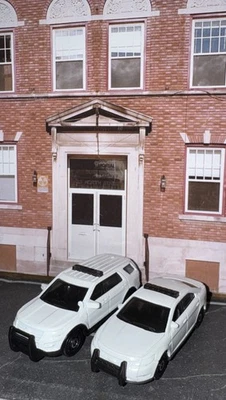 Lot Of 2 Matchbox Custom Unmarked White Ford Interceptor & SUV NLFFP 1:64 Dicast - Image 1 of 4