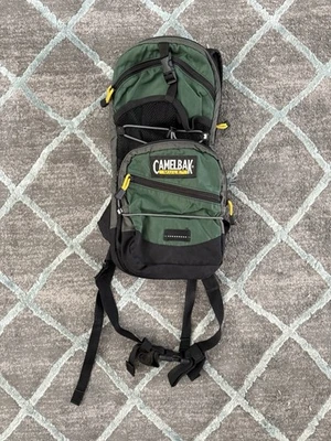 Bolsa de Senderismo CamelBak Usada Verde SIN PAQUETE DE HIDRATACIÓN Foto 1 de 4