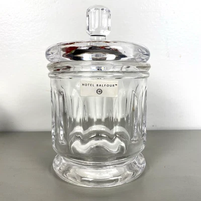 Nuevo contenedor de vidrio Balfour para suministros de belleza para artículos de belleza de hotel Foto 1 de 4