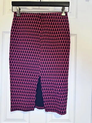 Falda Zara Trafaluc Tejida Talla Pequeña Frontal Abertura Midi Recta Lápiz Elástico Foto 1 de 4