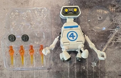 Mezco One:12 Collective H.E.R.B.I.E.  Robô e acessórios Fantastic Four HERBIE - Imagem 1 de 4