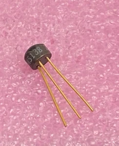 Transistor Fairchild 2N5138 paquete PNP TO-106 - Imagen 1 de 2
