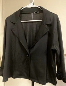 boohoo Women’s UK 14/US 10 Black Short Blazer, Cuffed Sleeves, Single Button - Picture 1 of 3