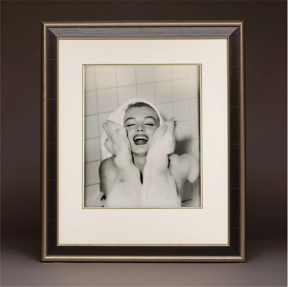 Marilyn Monroe Bath Photo 1953 by Andre De Dienes – Authentic Silver Gelatin COA - Image 1 of 3