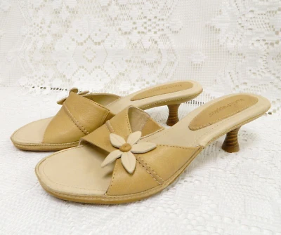 SANDALIAS Hush Puppies MUJER 6 M CUERO TOSTADO NATURAL con FLOR Gatito Tacones Foto 1 de 4