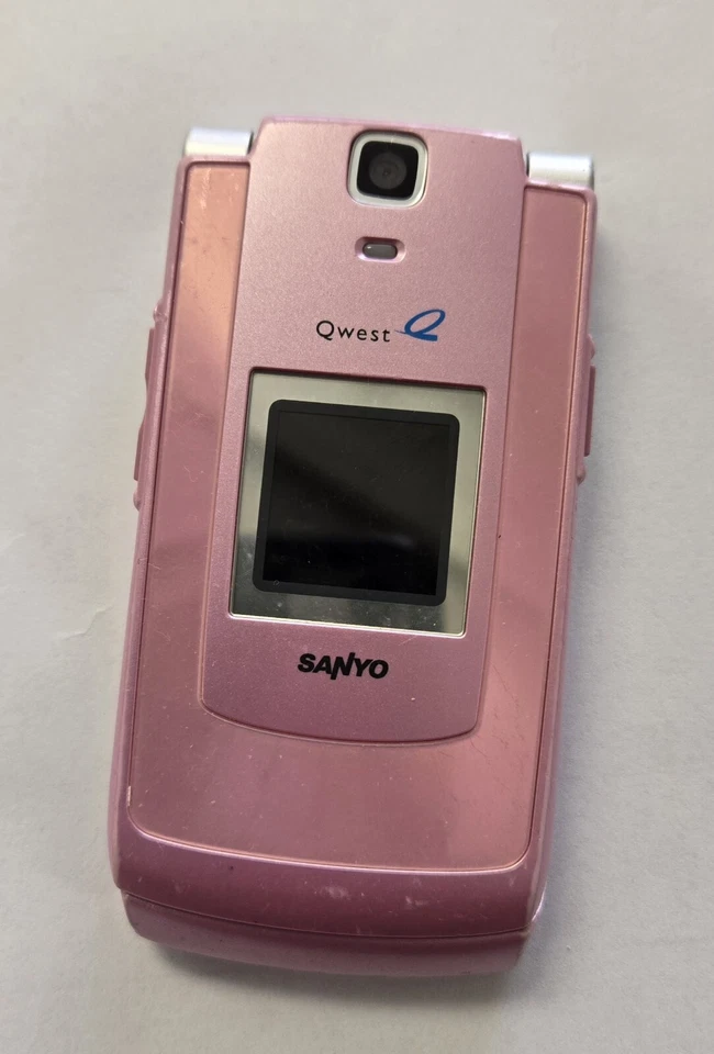 Sanyo KATANA LX - Teléfono Celular Rosa, ESN Limpio, Severo Foto 1 de 3