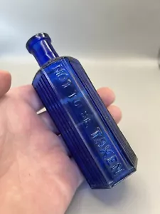 NICE VICTORIAN / EDWARDIAN POISON BOTTLE NOT TO BE TAKEN - Picture 1 of 4