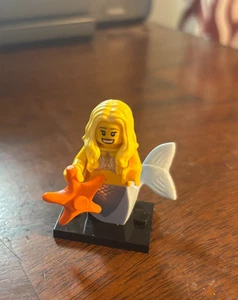 LEGO Minifigure Series 9 Mermaid 2013 - Picture 1 of 4
