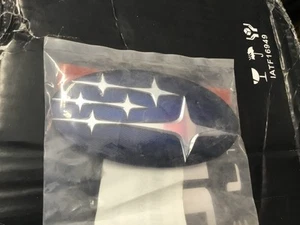 SUBARU 93033XC000 Hatch Emblem OEM - Imagen 1 de 2