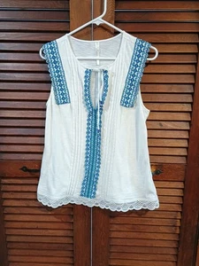 Camicetta top senza maniche Anthropologie taglia large cotone bianco con ricamo blu  - Foto 1 di 9