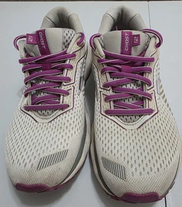 Zapatillas Brooks Ghosts 12. Mujer Talla 8. Color blanco y morado. - Imagen 1 de 5