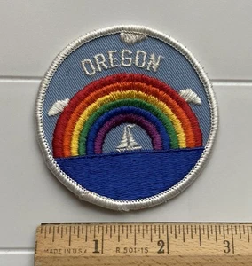 Distintivo toppa ricordo ricamato tondo barca a vela arcobaleno Oregon Coast - Foto 1 di 3