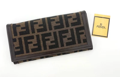 Carteira longa autêntica Fendi Zucca lona marrom BA110592 - Imagem 1 de 4