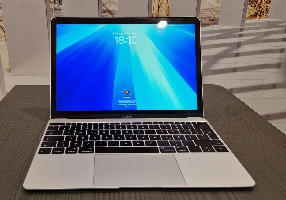 Apple MacBook Retina 12" - Bild 1 von 4