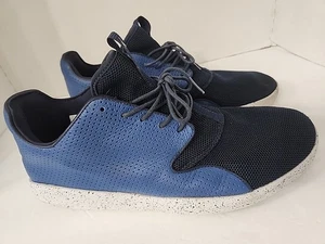 Jordan Air Eclipse 724010-401 Größe 13 marineblau weiß (EUC  - Bild 1 von 7