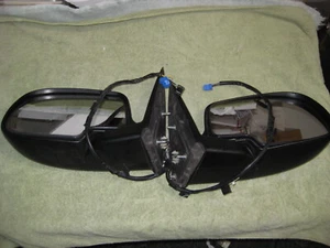 2004 GMC  3500 HD OEM MIRRORS Excellent Condition Used take offs - Imagen 1 de 7