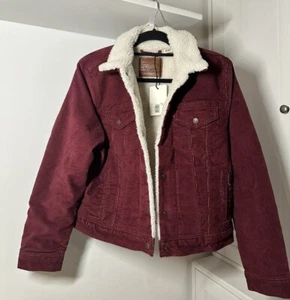 BNWT LADIES LEVIS CHERRY RED CORDUROY SHERPA TRUCKER JACKET SIZE MEDIUM VINTAGE - Picture 1 of 7