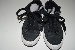 Converse HIgh Top Suede Size 13 youth - Picture 1 of 5