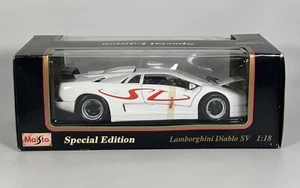 Maisto 1:18 Lamborghini Diablo SV Special Edition White  & Red RARE 46629 NIB - Picture 1 of 8