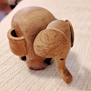 Old Wooden Hand Crafted Elephant Candle Toothpick Match Holder Figurine Small - Picture 1 of 11