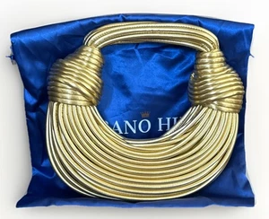 Verano Hill Nudo Dorado Media Luna Bolso de Mano Cartera Cuerda Declaración Real con Bolsa para el Polvo - Imagen 1 de 16