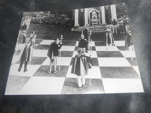 The Prisoner Patrick McGoohan 8x10 Still Photo Portmeirion Checkmate - Picture 1 of 1