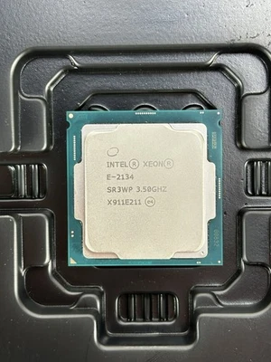 Intel Xeon E-2134 SR3WP 4 Core 8 Thread 3.5GHz 8MB L3 71W LGA1151 Processor CPU - Image 1 of 4