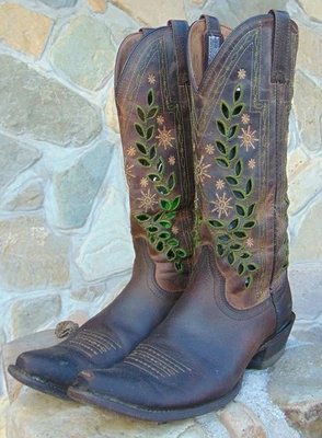 ARIAT WOMEN'S LEATHER COWBOY BOOTS ~ EMBROIDERED FLOWERS & CUTOUT LEAVES~ SIZE 8 - Image 1 of 4