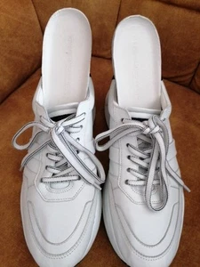Kennel & Schmenger Sneaker, Größe 38, weiß mit schwarzem Fersenbereich - Bild 1 von 8