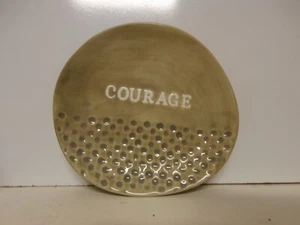 Demdaco Kitchen Utensil Spoon Rest Ceramic, "Courage" 4" Wide, Gray New - Picture 1 of 2