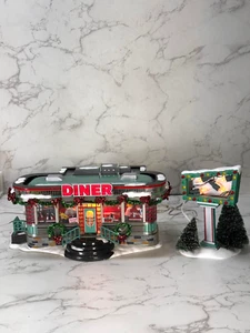Department 56 The Original Snow Village Shelly's Diner No. 55008 Lesen - Bild 1 von 13