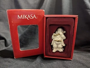 Mikasa Weihnachtsharmonie Ornament, ""Weihnachtsmann mit Flöte"", KT-438-500, 4" GEBRAUCHT - Bild 1 von 13