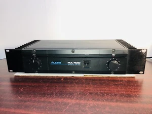 Alesis RA-100 100 W/4-Ohm 75 W/8 Ohm Amplificatore di riferimento PA montato su rack amplificatore - Foto 1 di 13