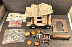 VINTAGE 1991 KENNER ROBIN HOOD BATTLE WAGON AVEC BOITE NON COMPLET EN L'ÉTAT - Photo 1/13