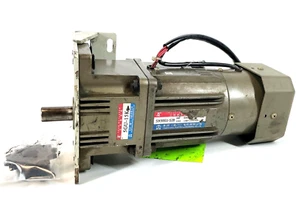 XIAMEN 5IK90GU-S2B Induction Motor 5GU-15K Gear Retarder Gearmotor 220V 90W - Picture 1 of 8