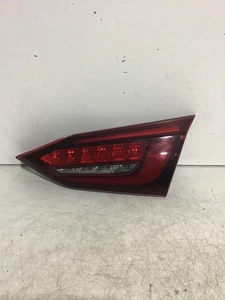 2018 2019 2020 INFINITI Q50 RH PASSENGER LID TAIL LIGHT OEM A65R 16640 - Foto 1 di 3