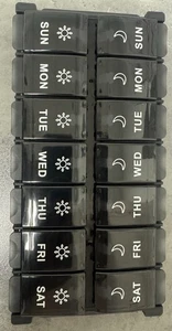 Wöchentliche Pillendose Organizer Zweimal Täglich 7 Tage AM/PM Organizer Etui Medizin - Bild 1 von 1