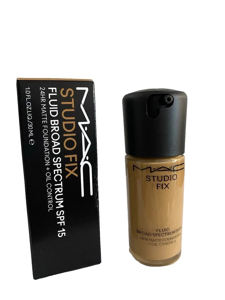 Base mate MAC Studio Fix Fluid FPS 15 (seleccionar) 24 horas + control de aceite 1 oz Foto 1 de 1