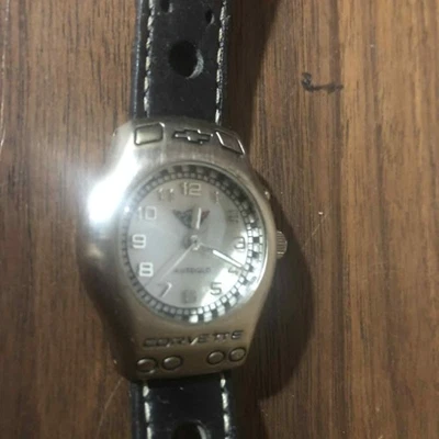 Reloj para mujer Chevy Corvette Autoglo vintage necesita batería nueva Foto 1 de 3