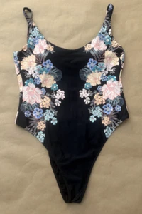 Traje de baño O'Neill Juniors tropical floral norte de una pieza talla XL NUEVO CON ETIQUETAS - Imagen 1 de 6