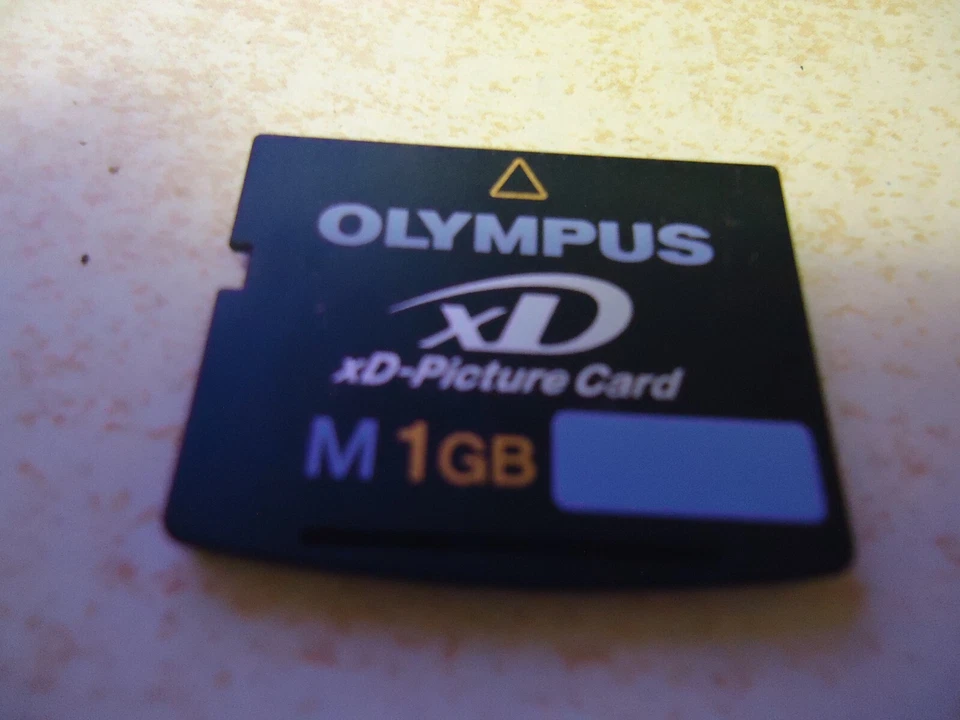 Tarjeta de Memoria Olympus XD Picture Card 1GB vintage probado ok España - Imagen 1 de 4