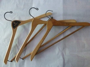 LOT OF 3 VINTAGE WOODEN CLOTHES HANGERS ADVERTISING - Picture 1 of 6