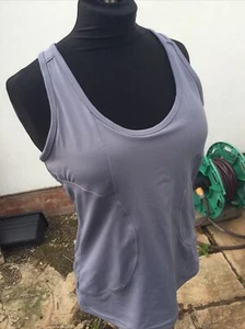 Sports Top Internal Shelf Bra Keyhole Back Rear Zip Pocket Sz G/L Labels - Picture 1 of 11