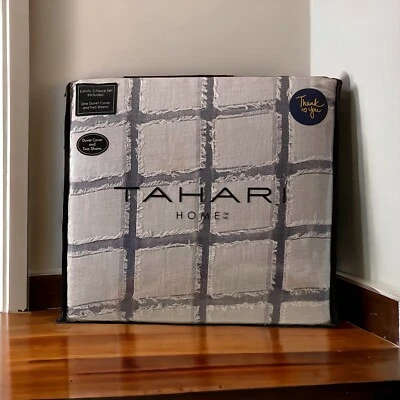 TAHARI Full/Queen Duvet 3 PC Set NEW - Image 1 of 3