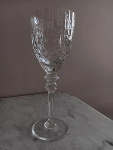 (4) Rogaska Gallia Floral Etched Crystal Wine Glasses. - Picture 1 of 5