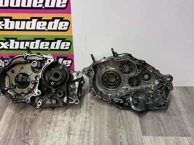 Yamaha TT600E TT 600 4GV Kurbelgehäuseeinheit Motor Gehäuse 3DS-15100-00 Engine - Bild 1 von 4