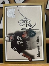 Marcus Allen On Card Auto Greats of the Game 2000 Fleer Football (DK)