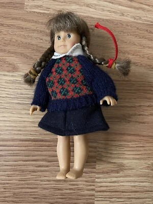 American Girl Pleasant Company Glass Eyed Mini Molly 6 Inch Doll - Image 1 of 2