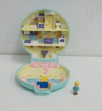 Polly Pocket - Conchiglia Beach House con Figura. Vintage 1989. Bullyl...