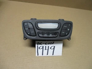 02 03 04 05 06 Hyundai Santa Fe AC and Heater Control Used Stock #1949-AC  - Bild 1 von 6